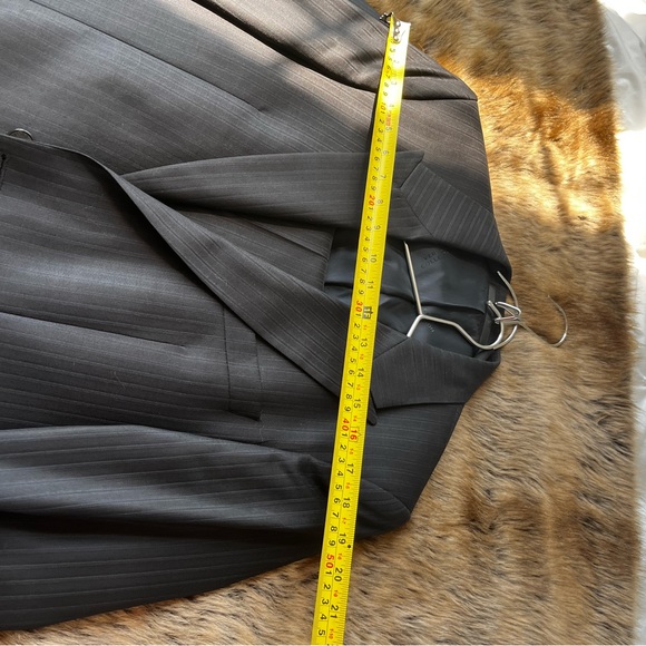 Versace Gray Men's Suit - Picture 8 of 9